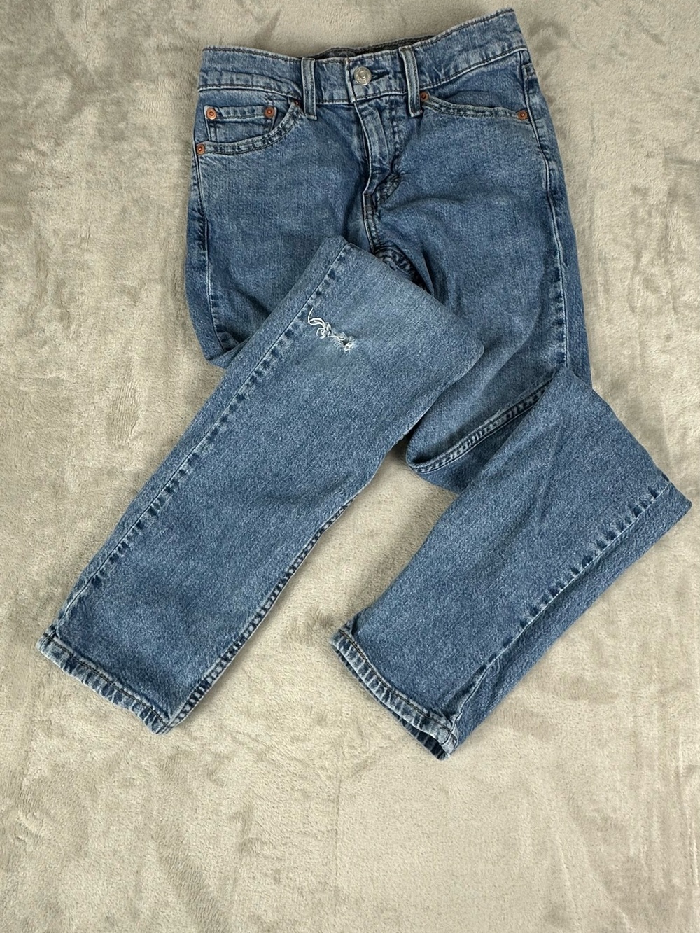 Levi 511 Straight Leg women’s Jeans in Medium Blue